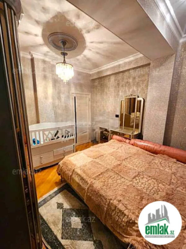 Satılır 2 otaqlı yeni tikili 67 m²