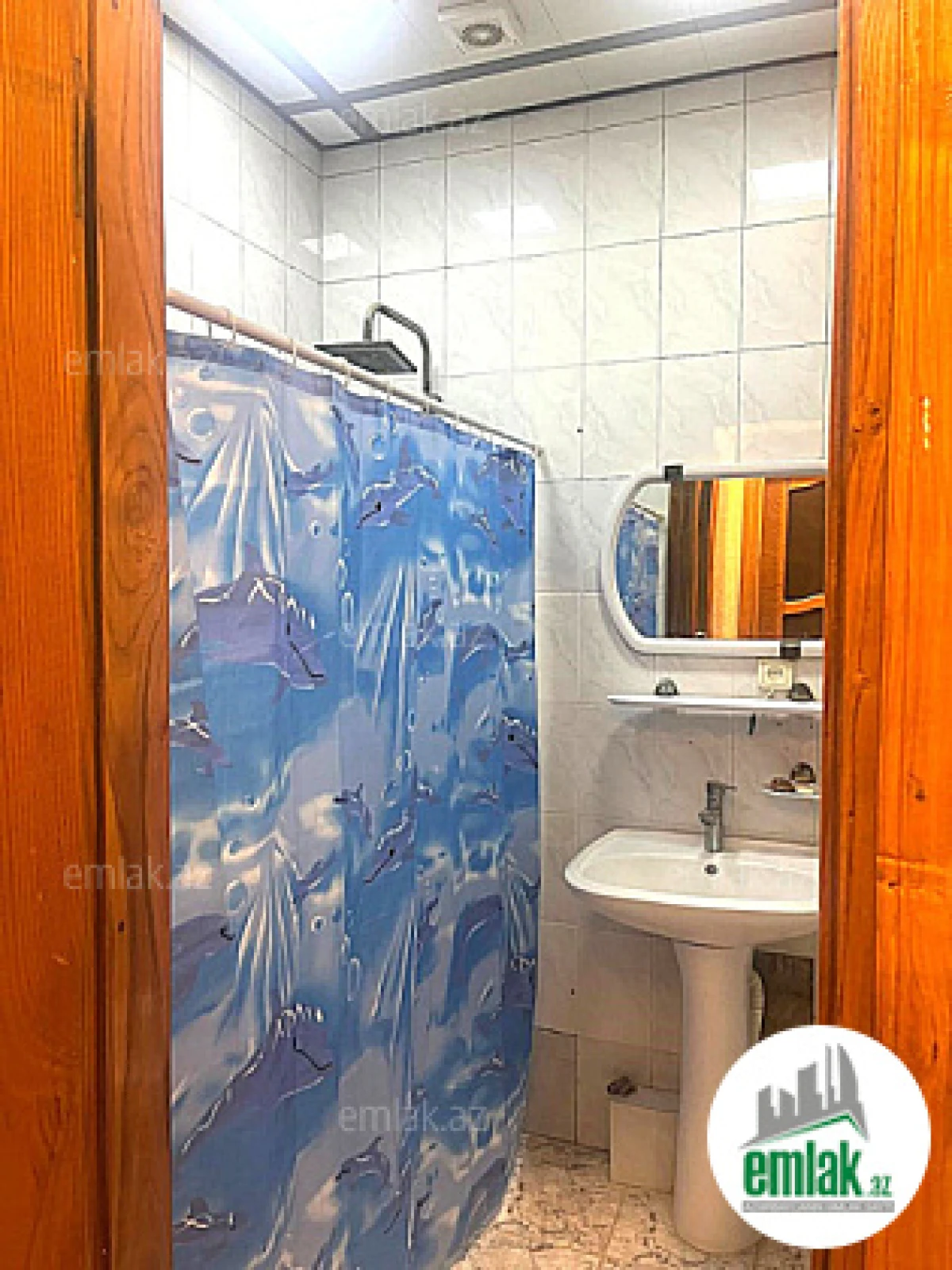 Satılır 3 otaqlı köhnə tikili 90 m²