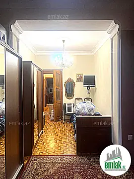 Satılır 3 otaqlı köhnə tikili 90 m²