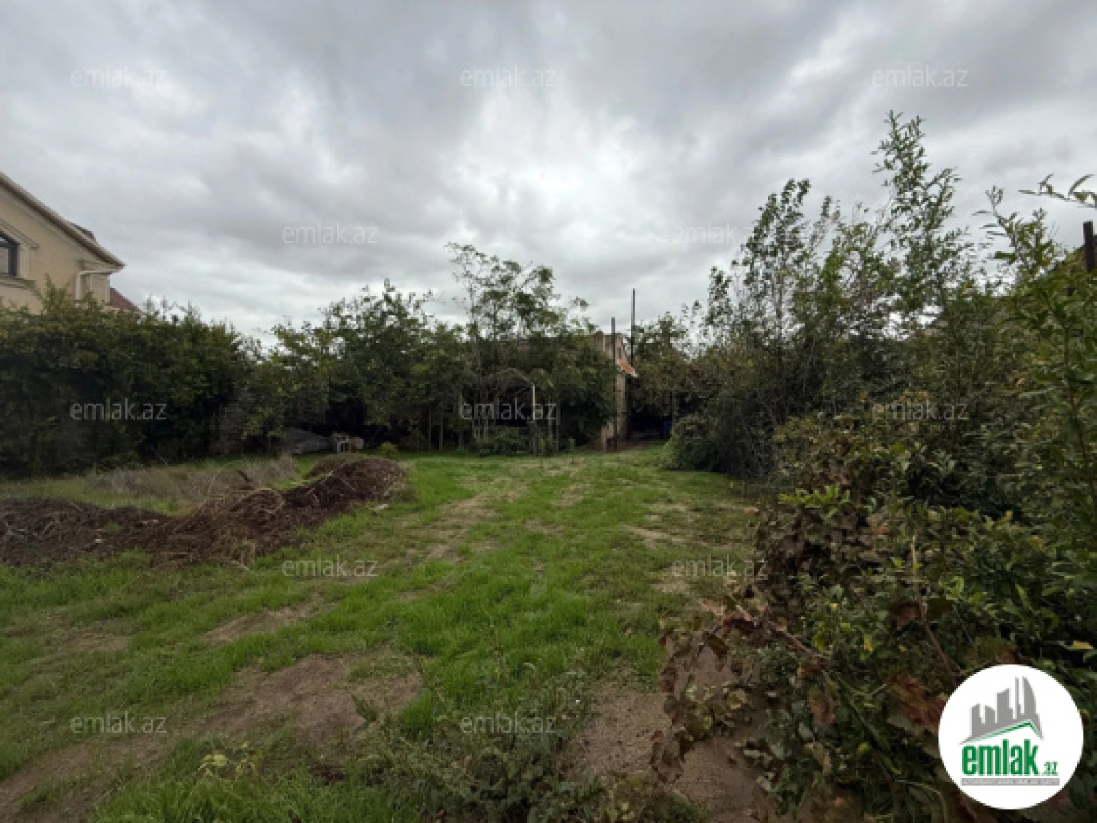 Satılır torpaq sahəsi 8 m²