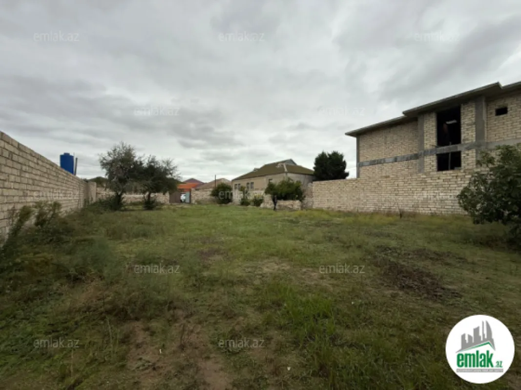 Satılır torpaq sahəsi 10 m²
