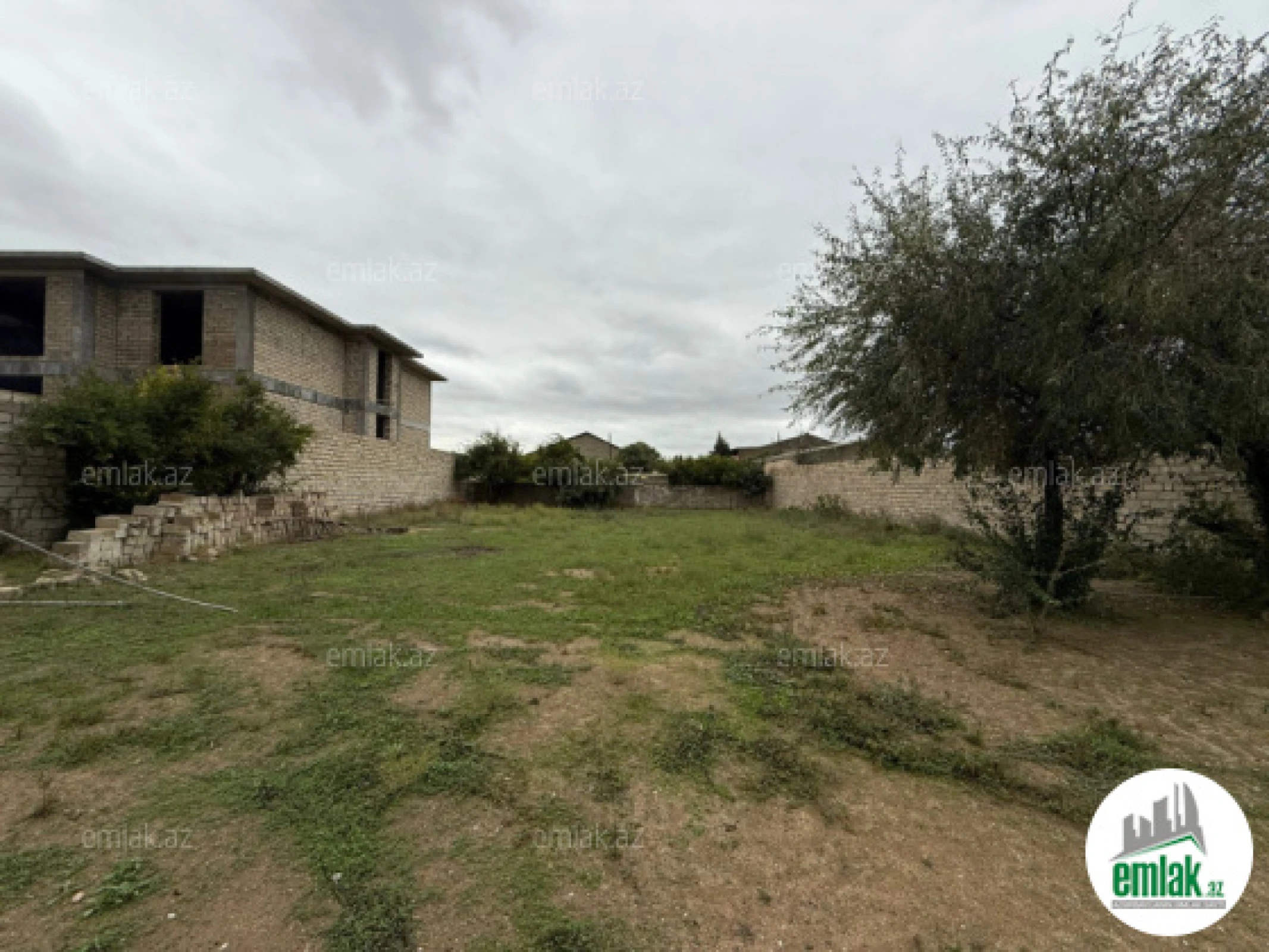 Satılır torpaq sahəsi 10 m²