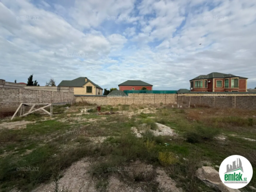 Satılır torpaq sahəsi 10 m²