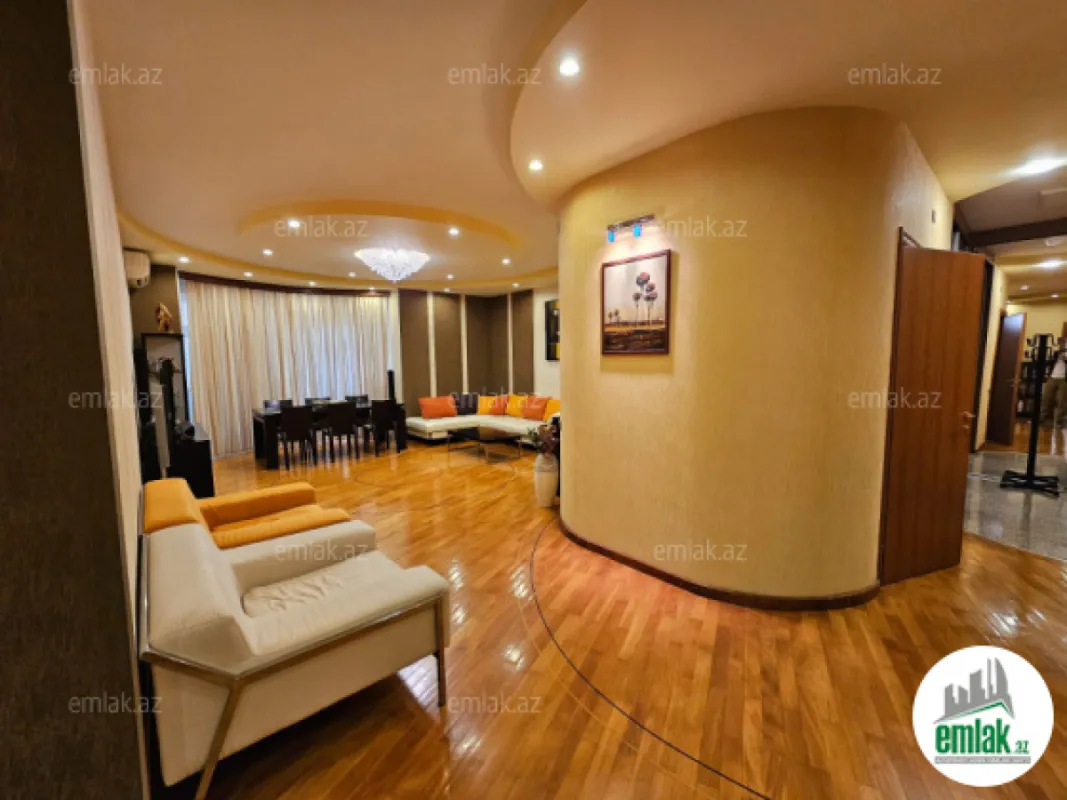 Satılır 4 otaqlı yeni tikili 148 m²