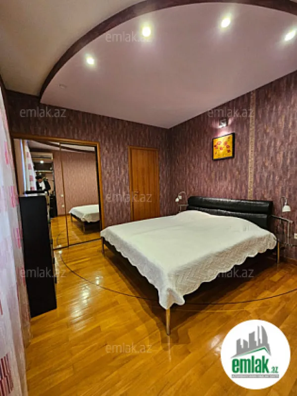 Satılır 4 otaqlı yeni tikili 148 m²