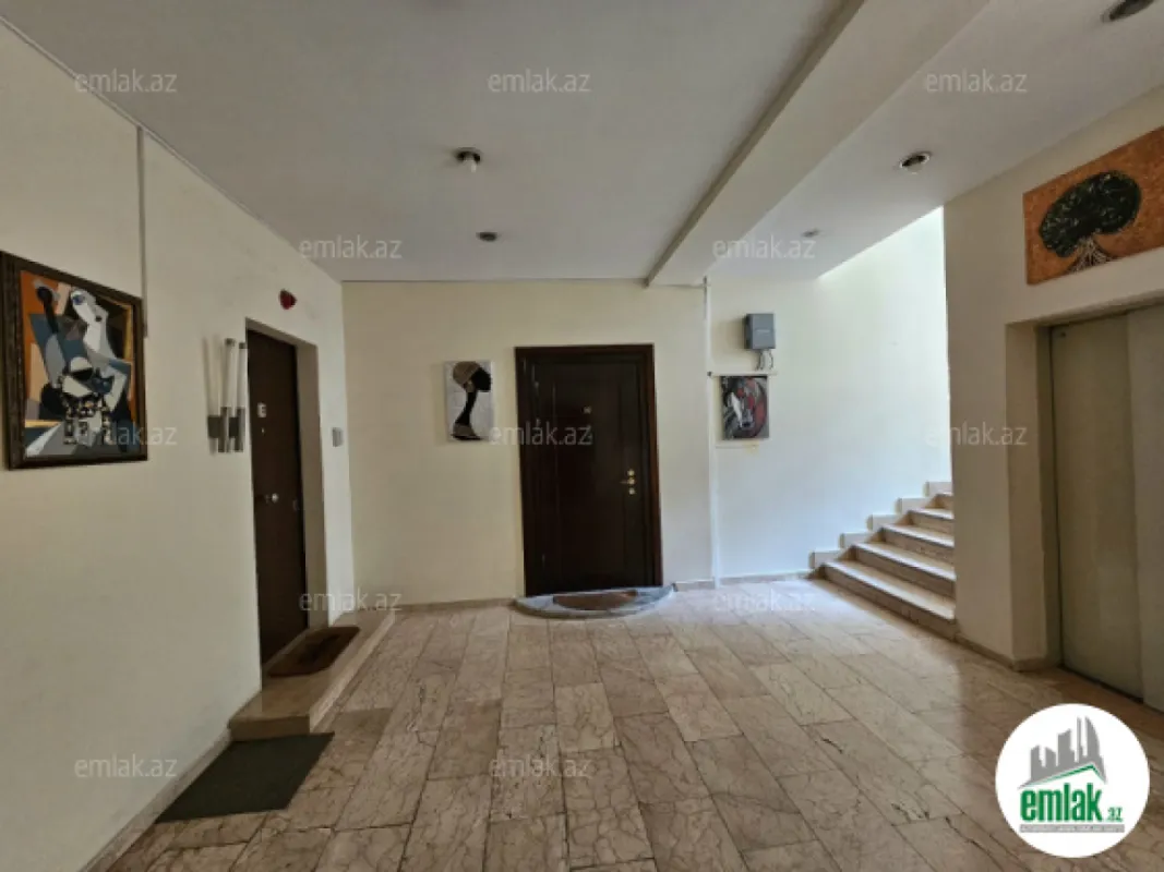 Satılır 4 otaqlı yeni tikili 148 m²