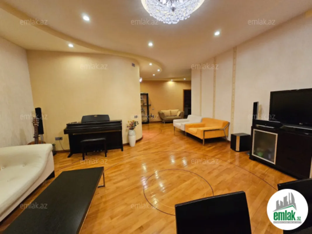 Satılır 4 otaqlı yeni tikili 148 m²