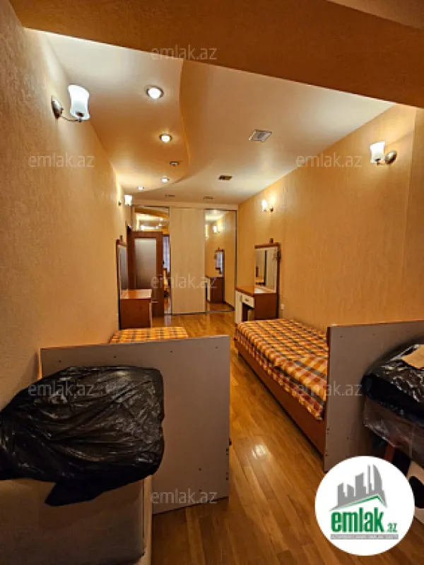 Satılır 4 otaqlı yeni tikili 148 m²