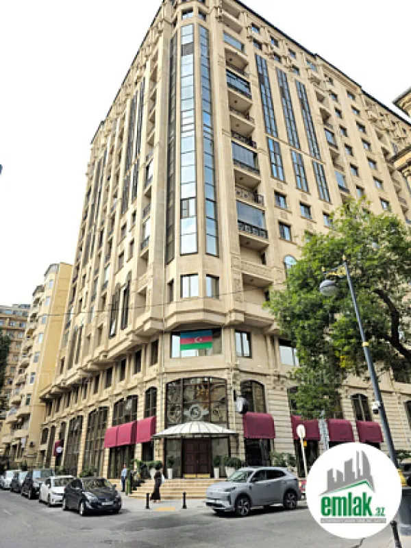 Satılır 4 otaqlı yeni tikili 148 m²