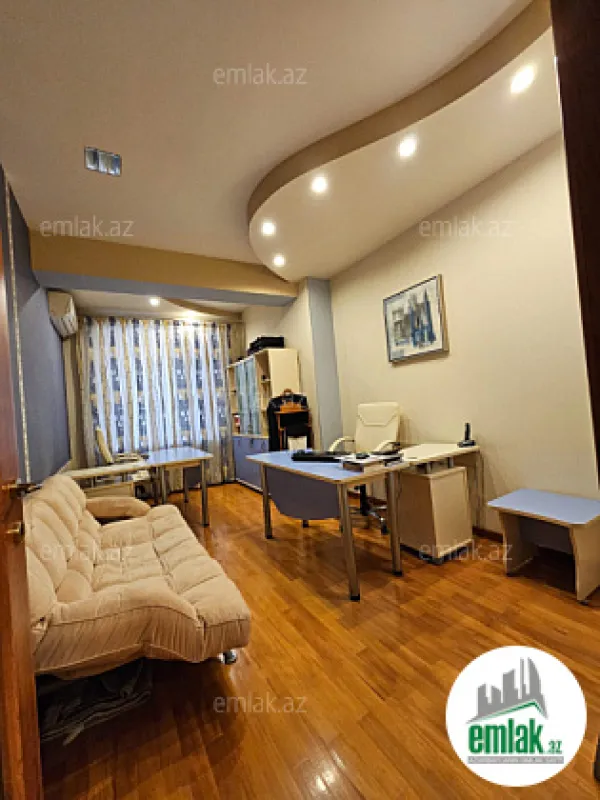 Satılır 4 otaqlı yeni tikili 148 m²