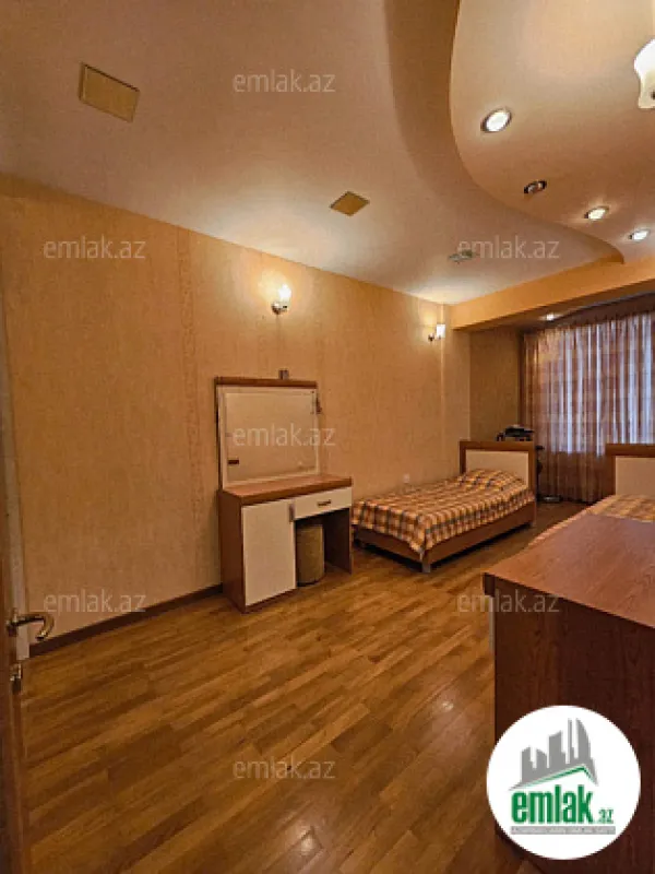 Satılır 4 otaqlı yeni tikili 148 m²