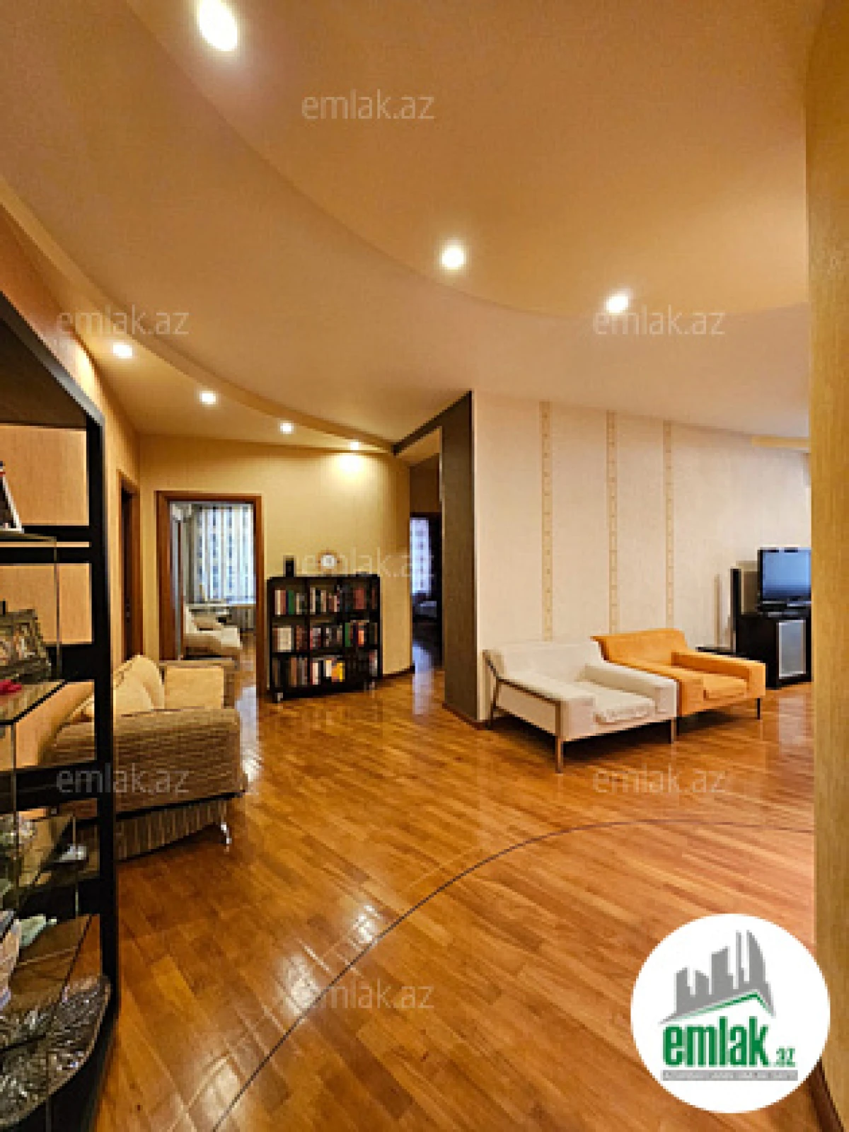 Satılır 4 otaqlı yeni tikili 148 m²