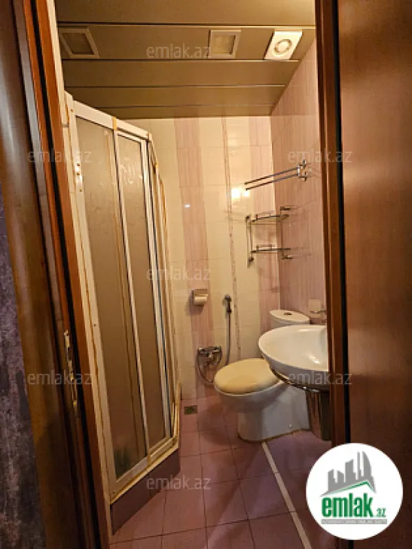 Satılır 4 otaqlı yeni tikili 148 m²