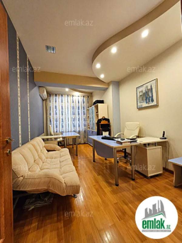 Satılır 4 otaqlı yeni tikili 148 m²