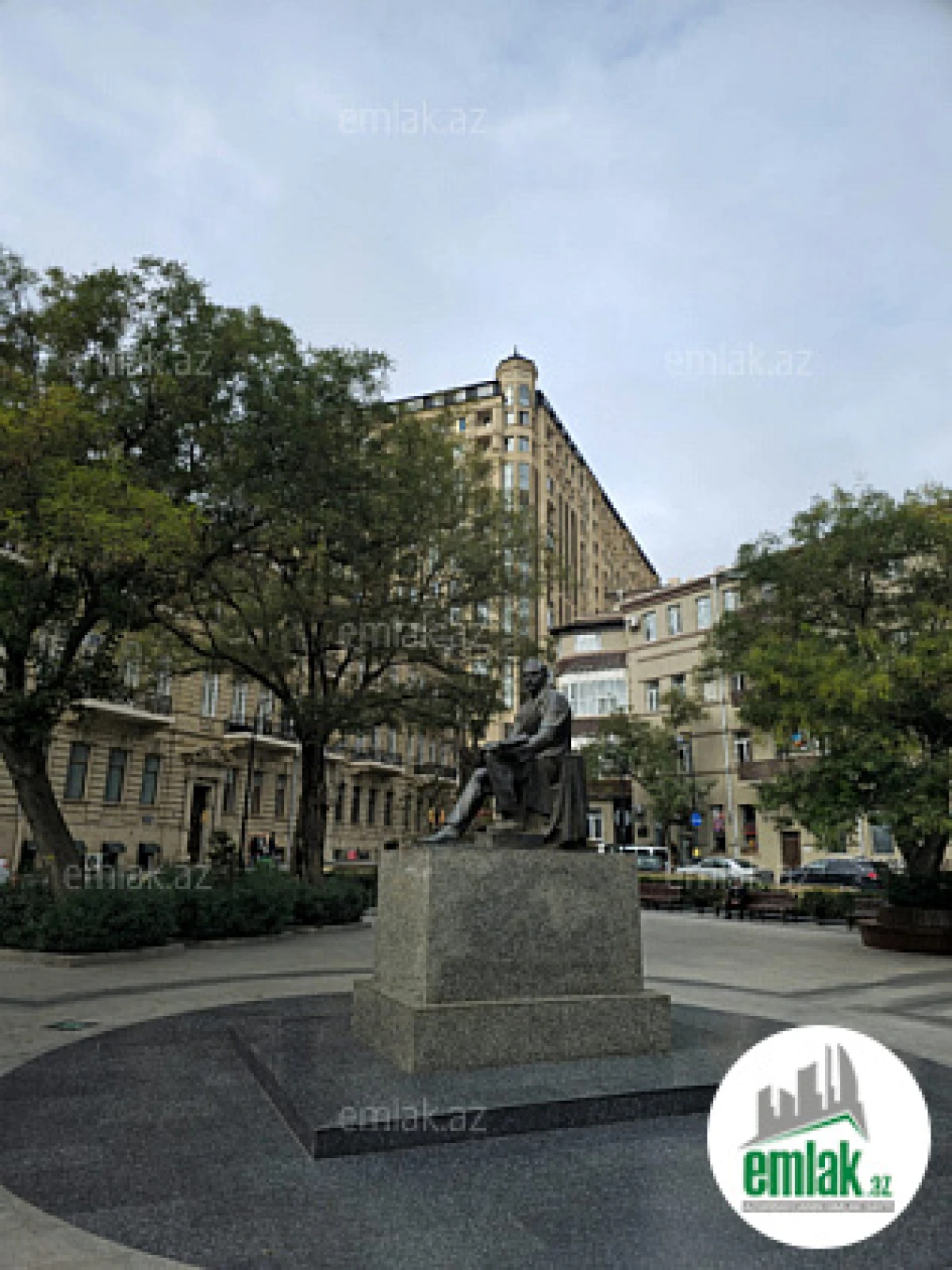 Satılır 4 otaqlı yeni tikili 148 m²