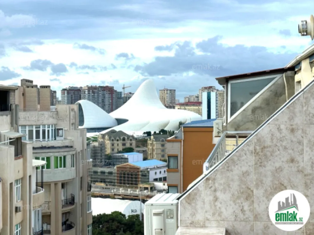 Satılır 3 otaqlı yeni tikili 95 m²