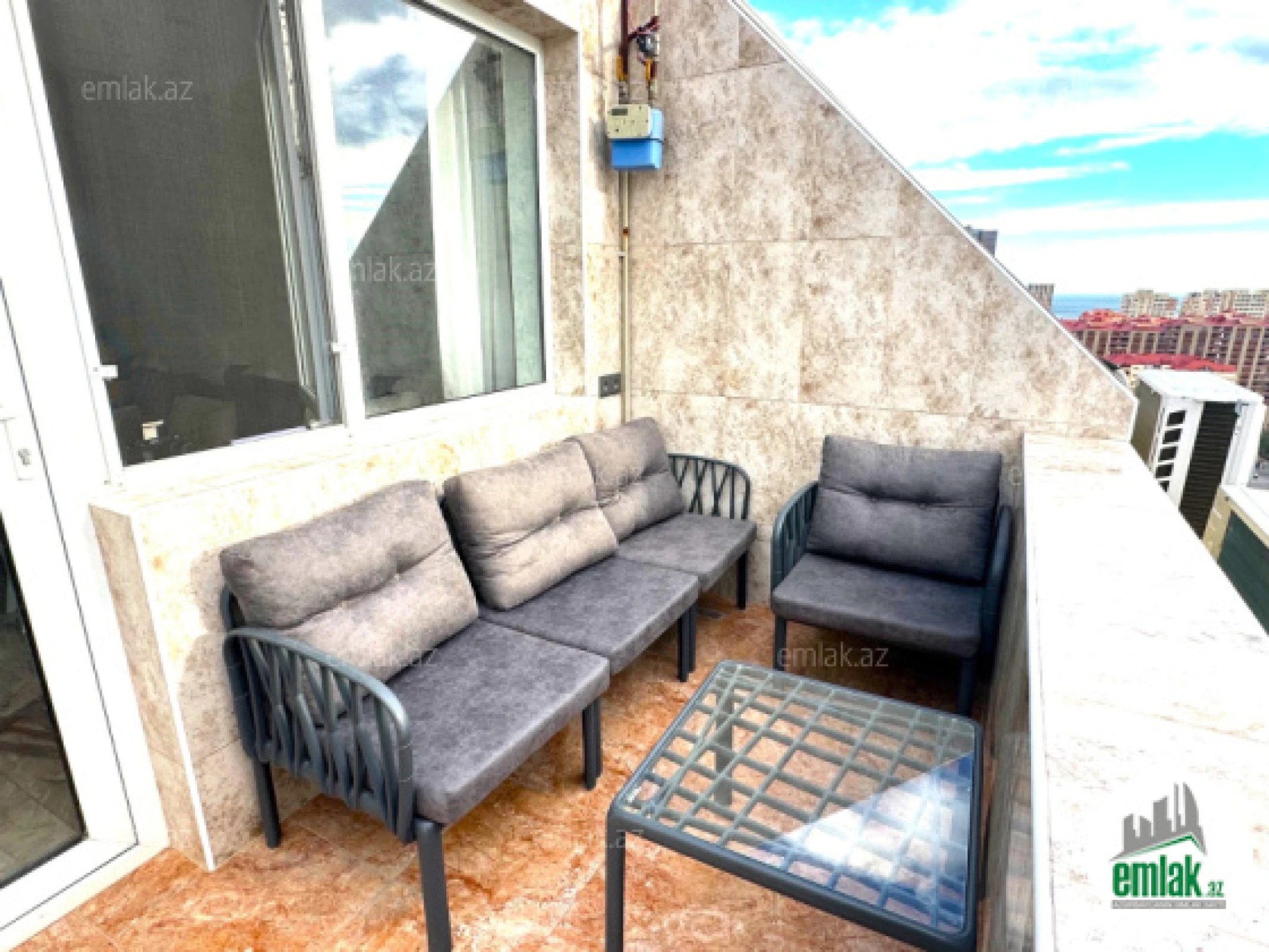 Satılır 3 otaqlı yeni tikili 95 m²