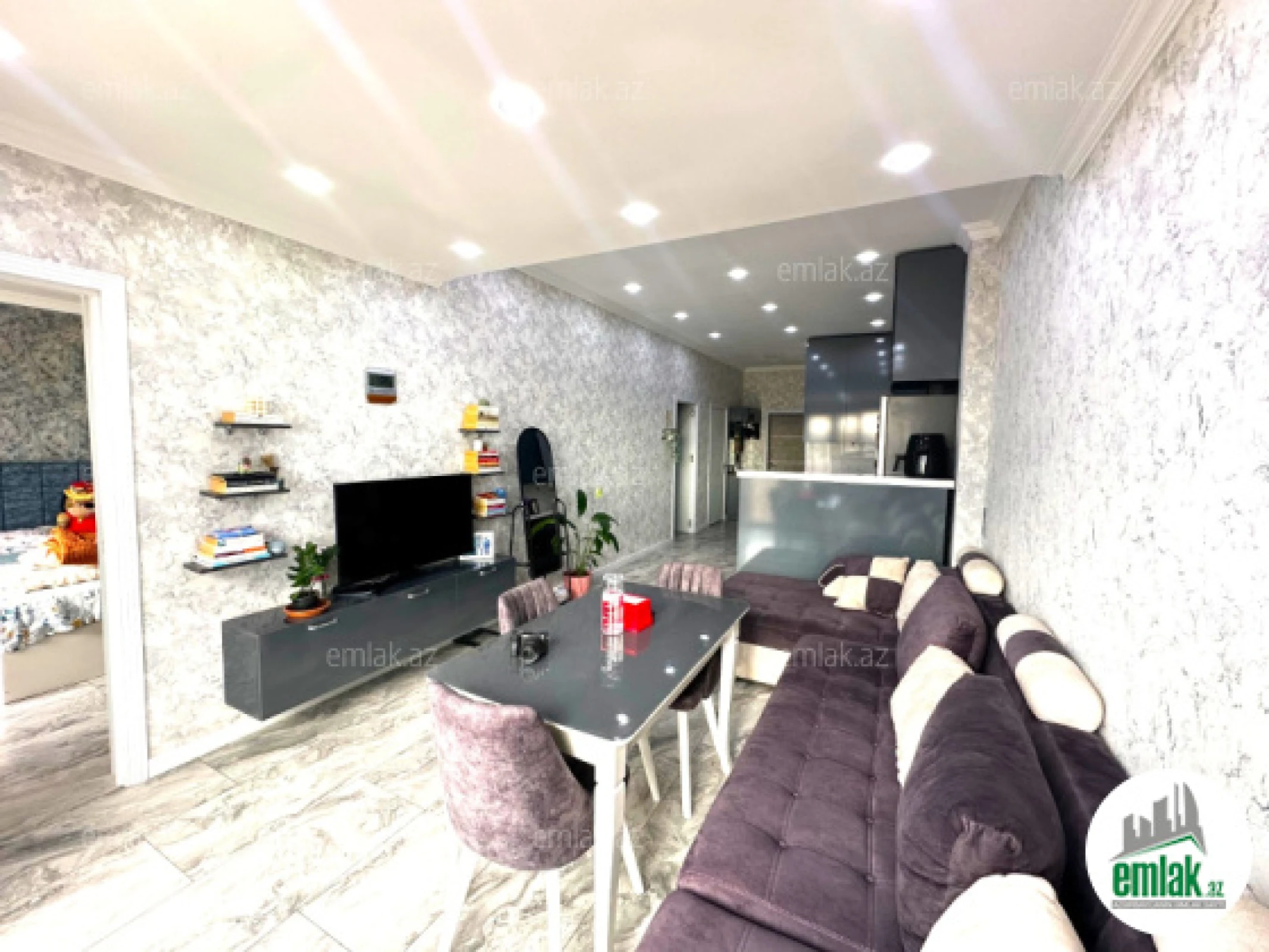 Satılır 3 otaqlı yeni tikili 95 m²