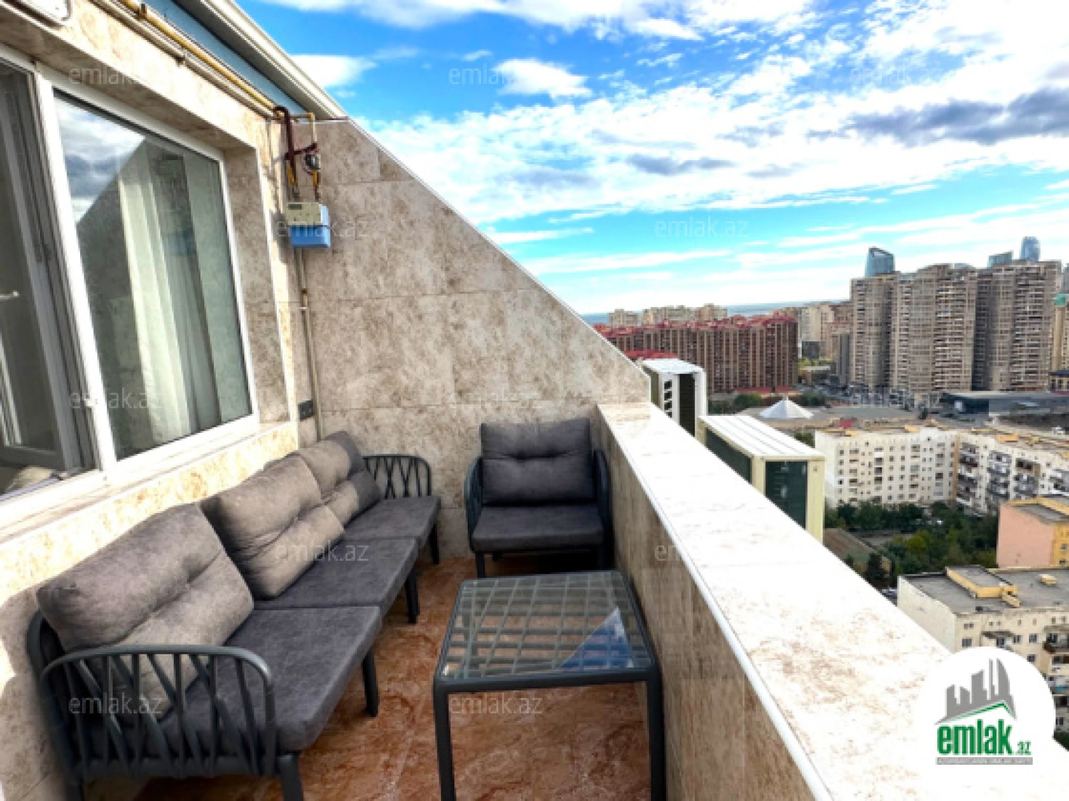 Satılır 3 otaqlı yeni tikili 95 m²