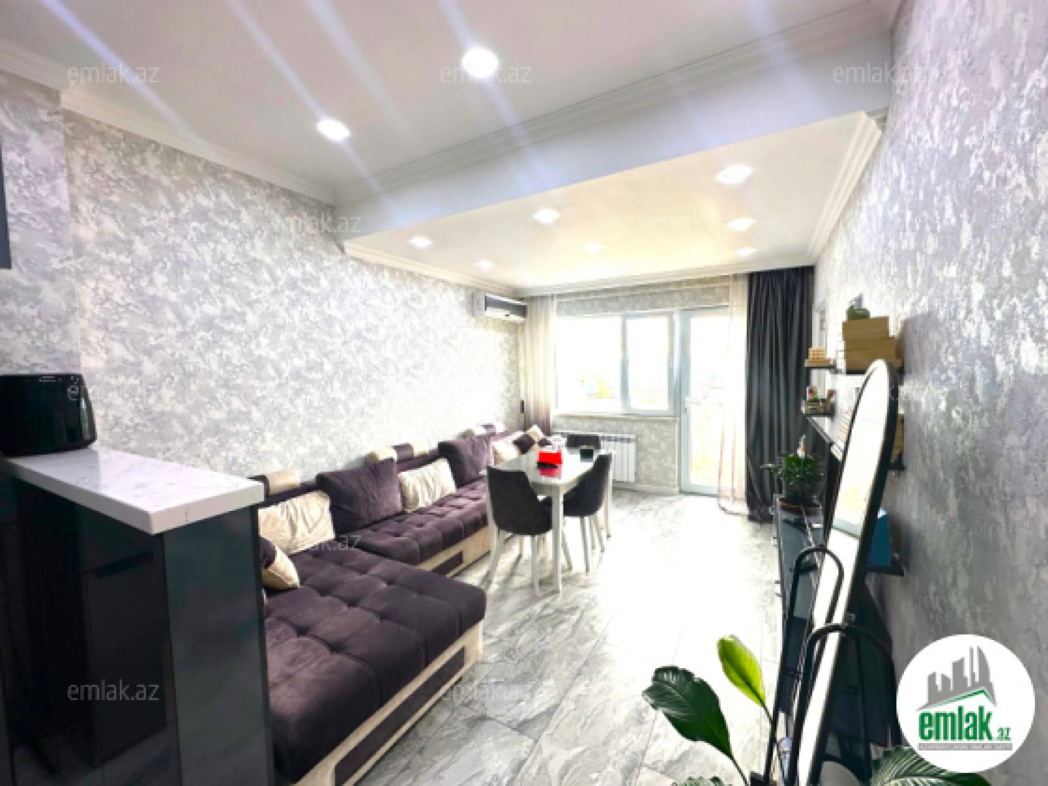 Satılır 3 otaqlı yeni tikili 95 m²