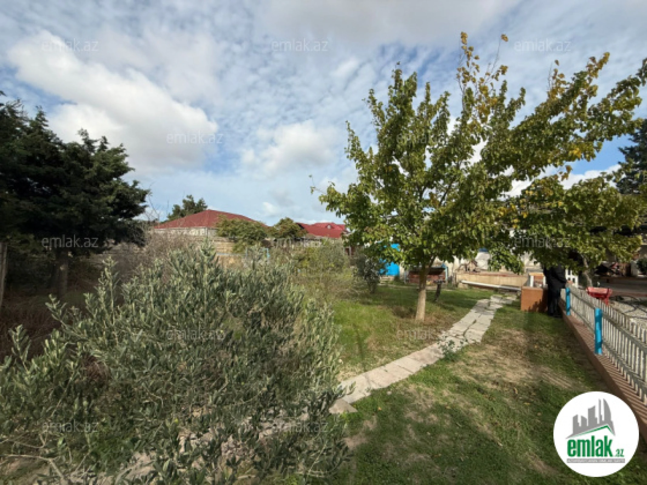 Satılır torpaq sahəsi 6 m²