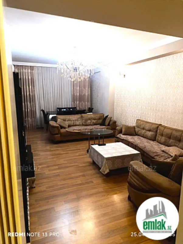 Satılır 3 otaqlı yeni tikili 110 m²