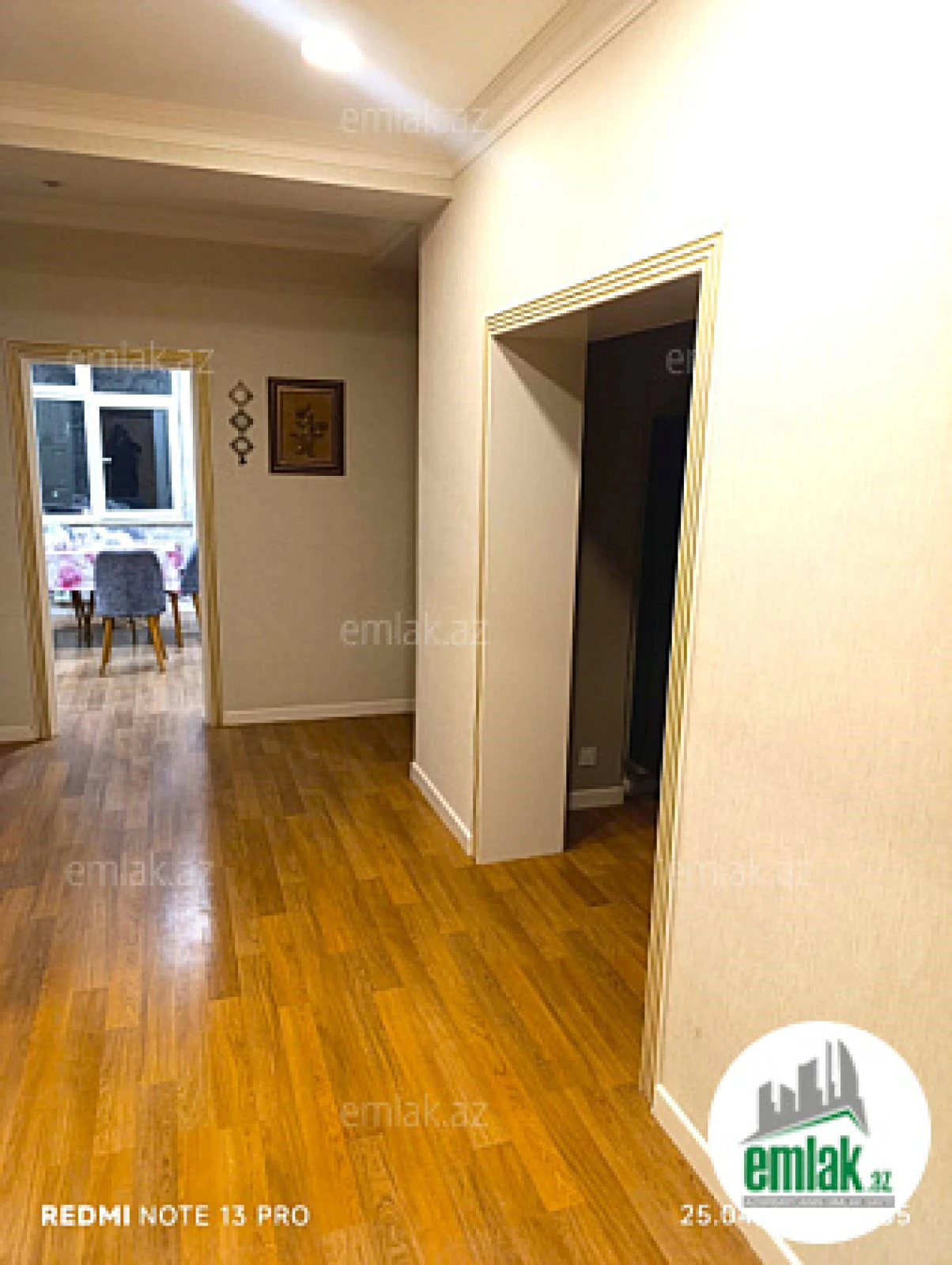 Satılır 3 otaqlı yeni tikili 110 m²