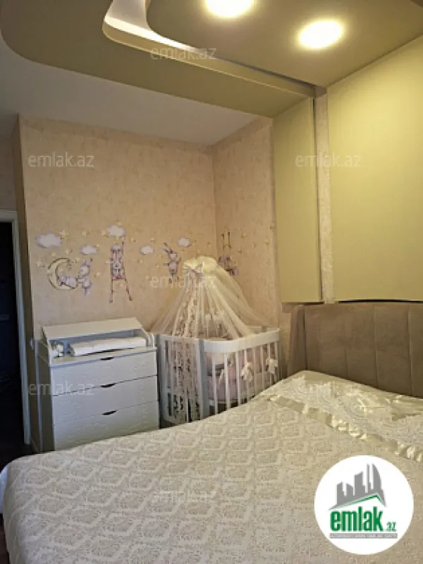 Satılır 2 otaqlı yeni tikili 55 m²