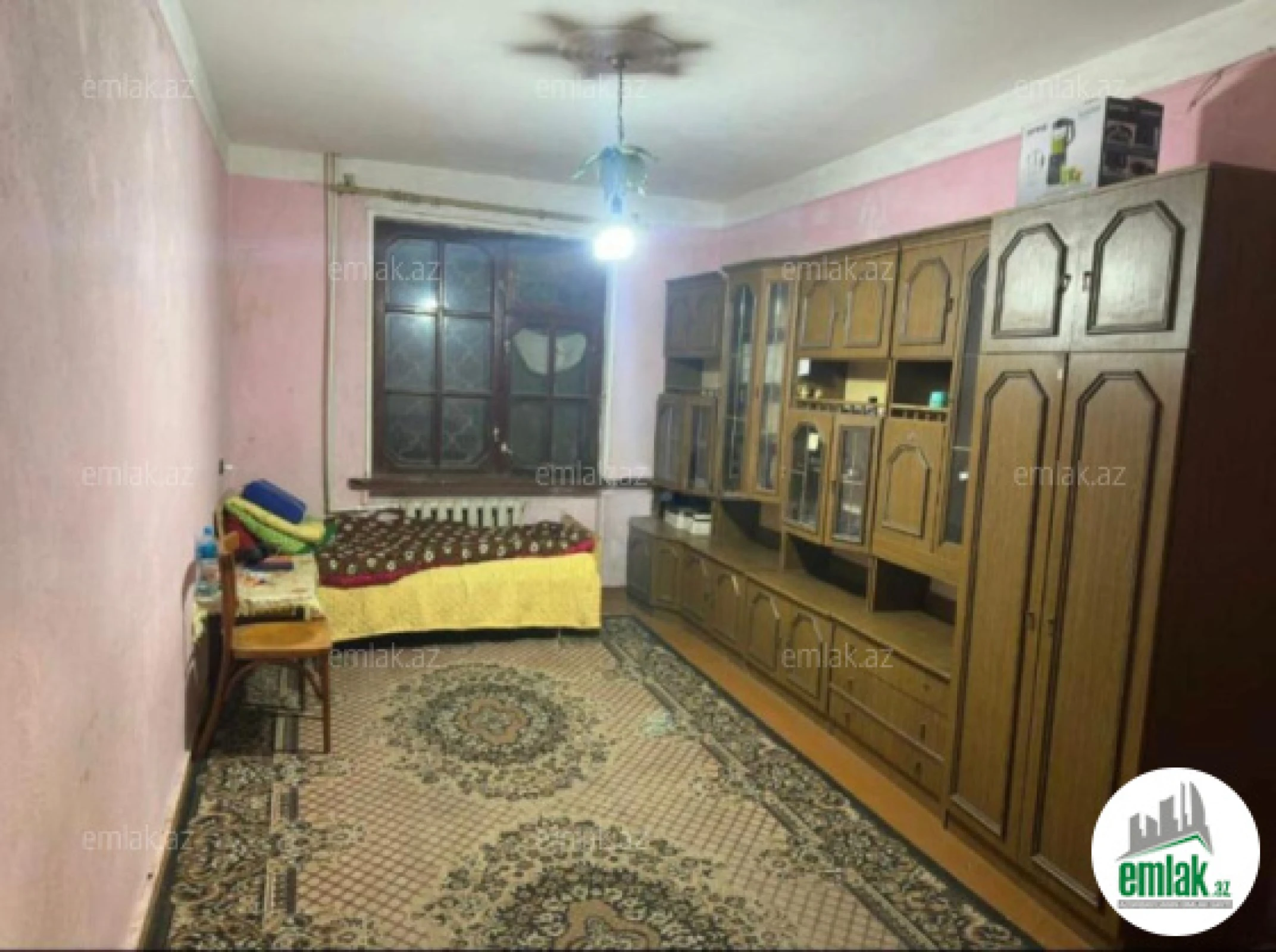 Satılır 2 otaqlı köhnə tikili 65 m²