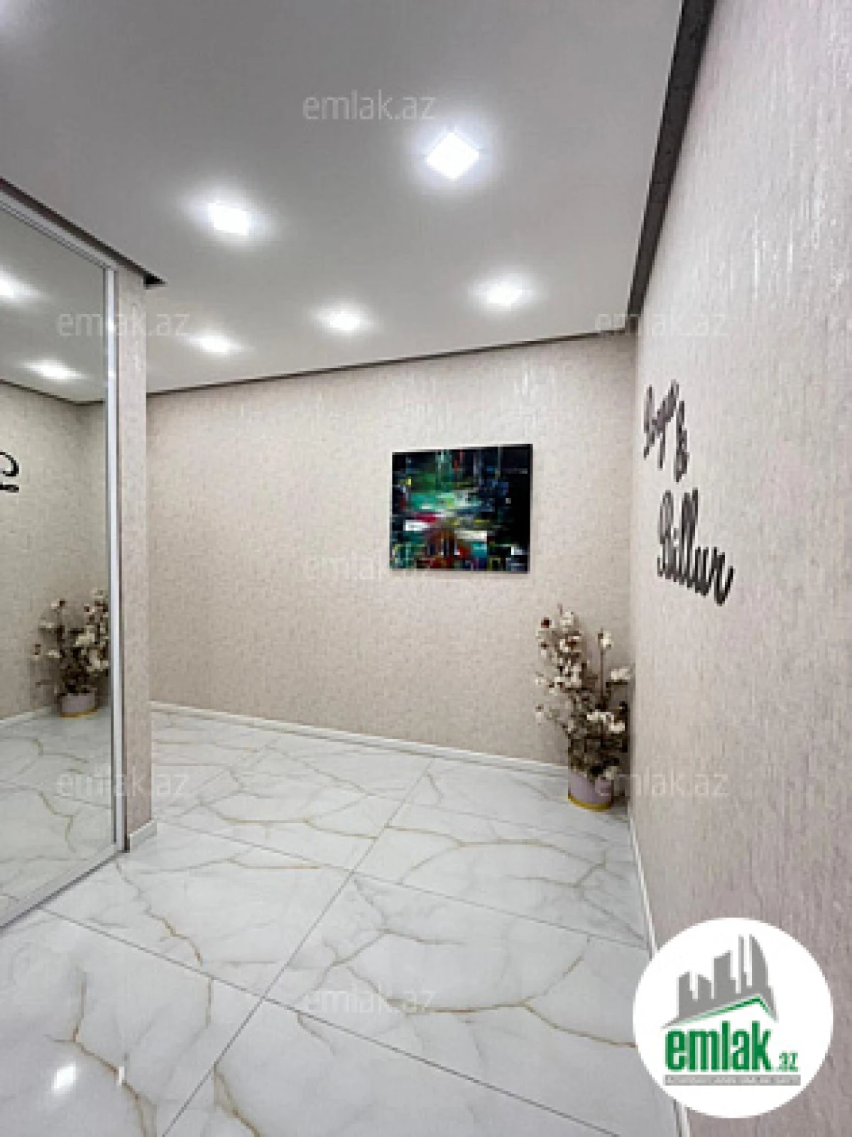 Satılır 3 otaqlı yeni tikili 105 m²