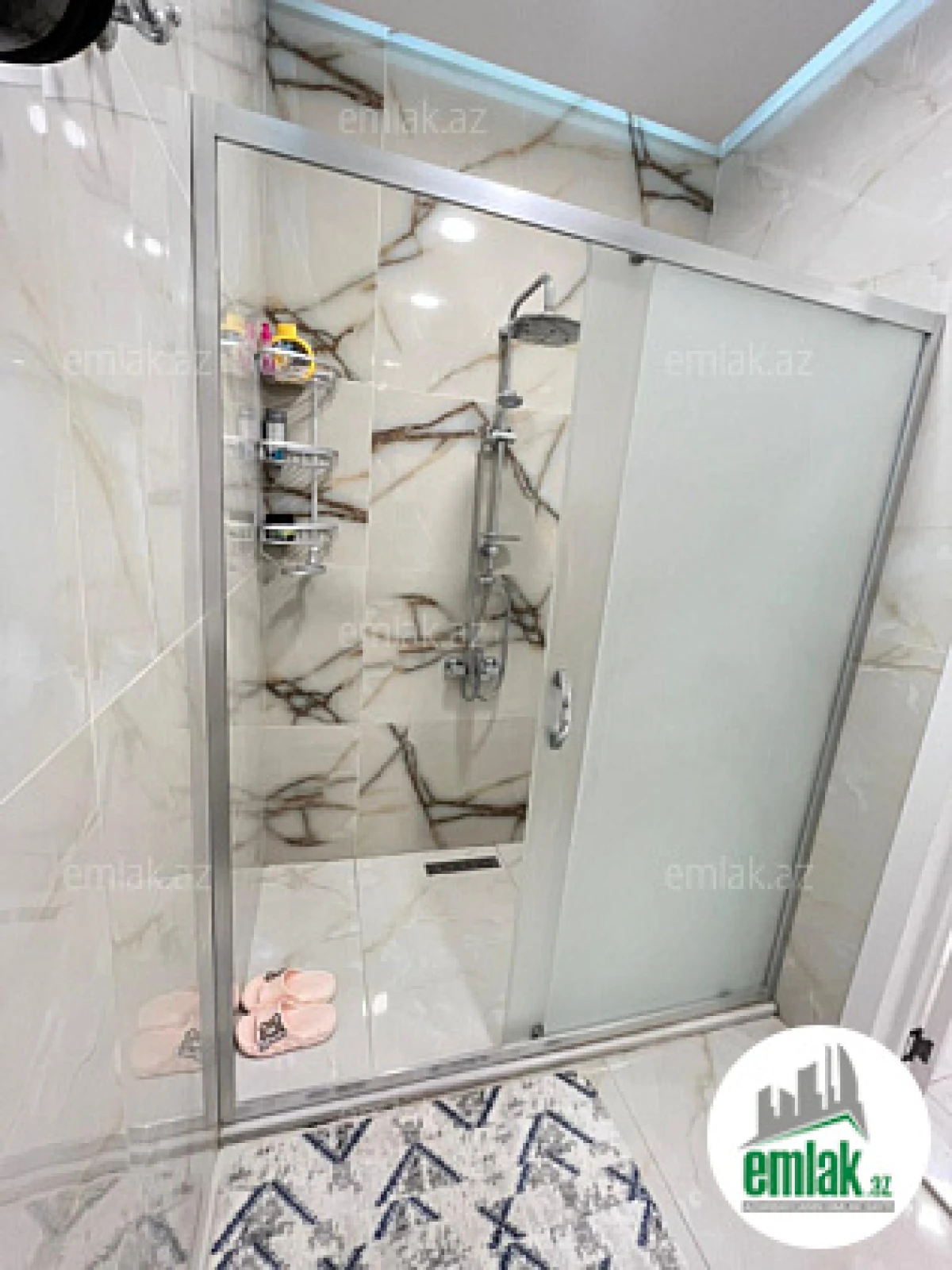 Satılır 3 otaqlı yeni tikili 105 m²