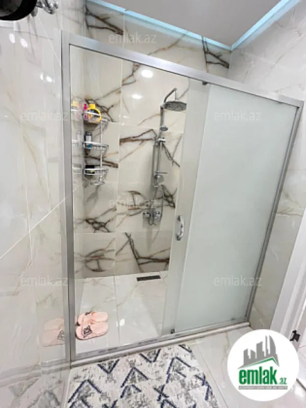 Satılır 3 otaqlı yeni tikili 105 m²