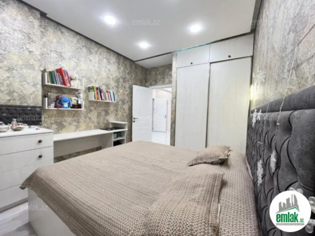 Satılır 3 otaqlı yeni tikili 105 m²