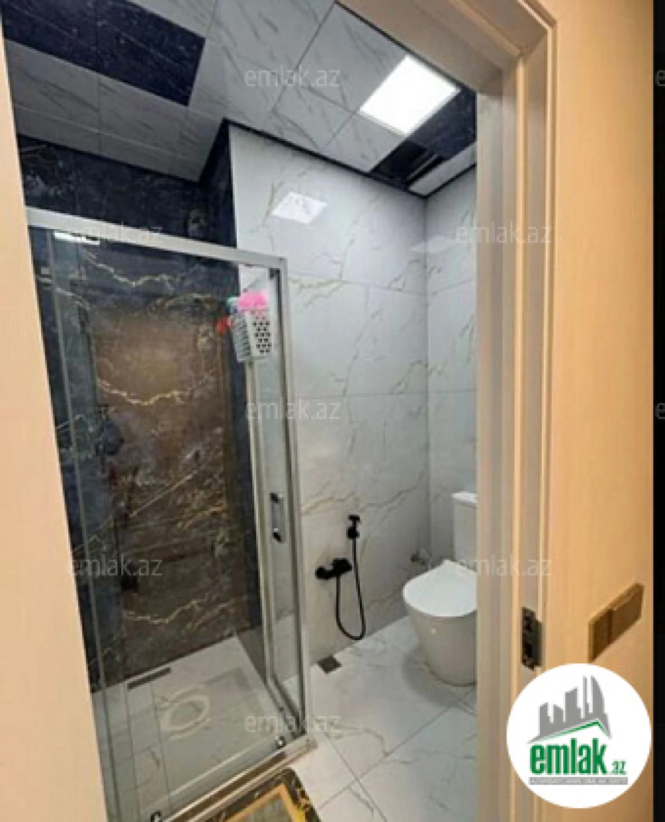 Satılır 2 otaqlı yeni tikili 70 m²