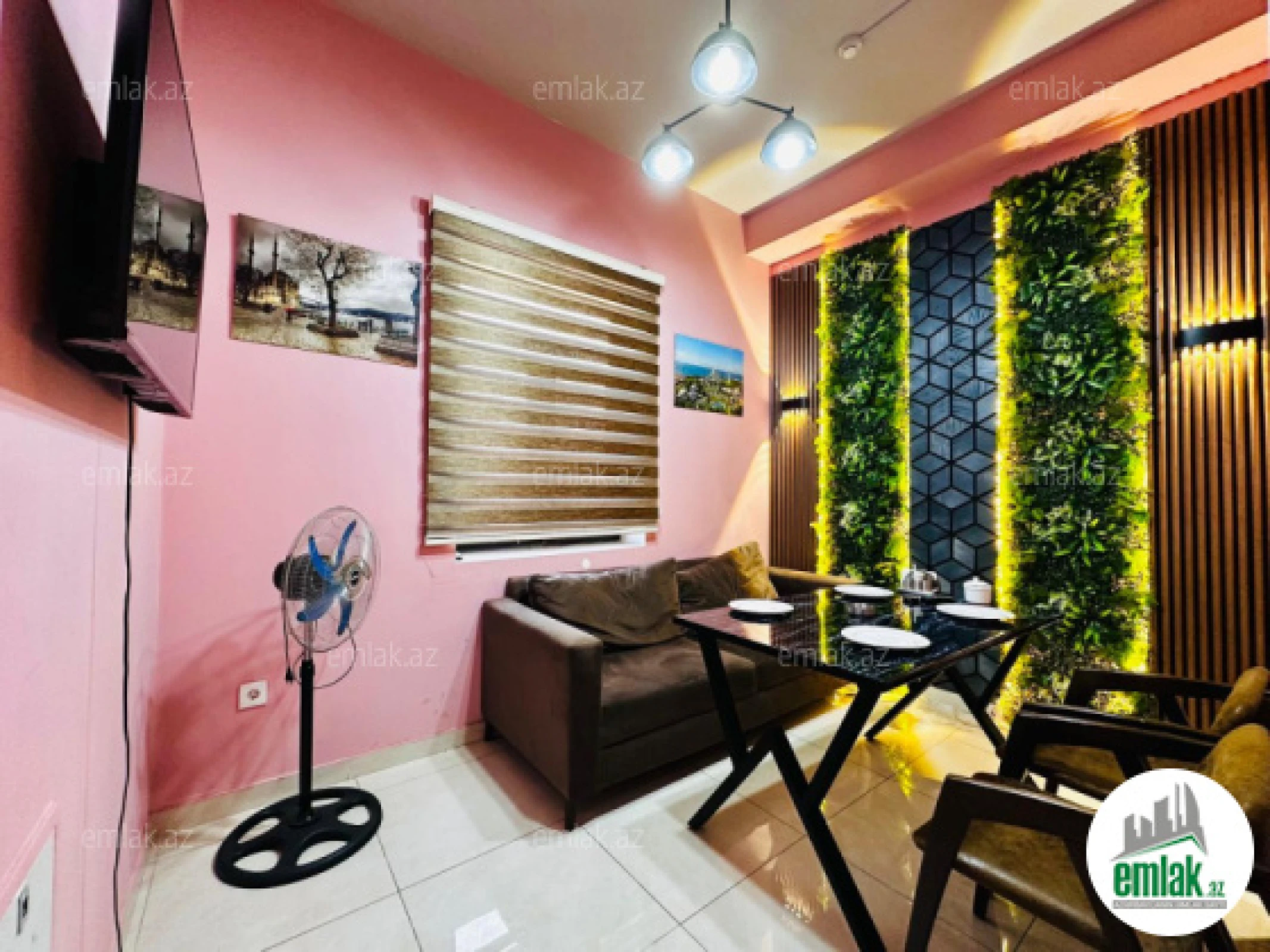 Satılır 4 otaqlı obyekt 280 m²