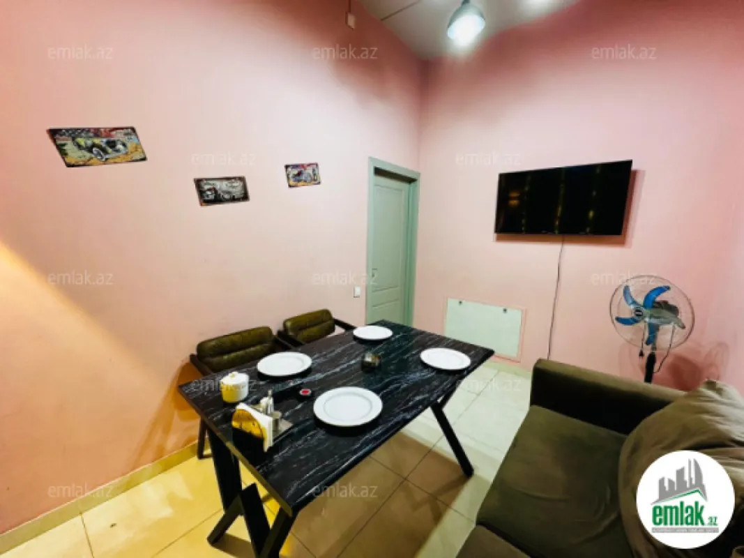 Satılır 4 otaqlı obyekt 280 m²