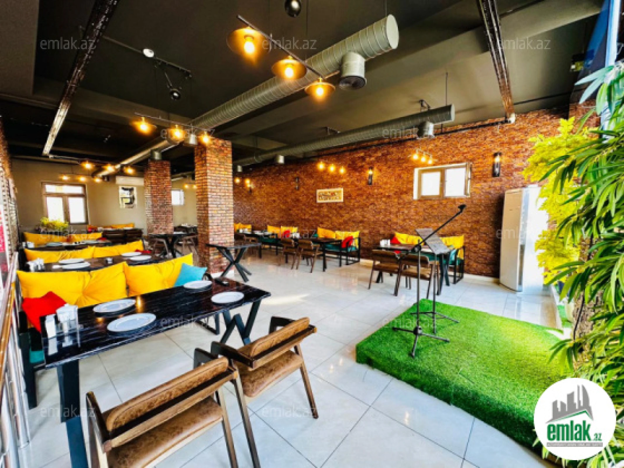 Satılır 4 otaqlı obyekt 280 m²