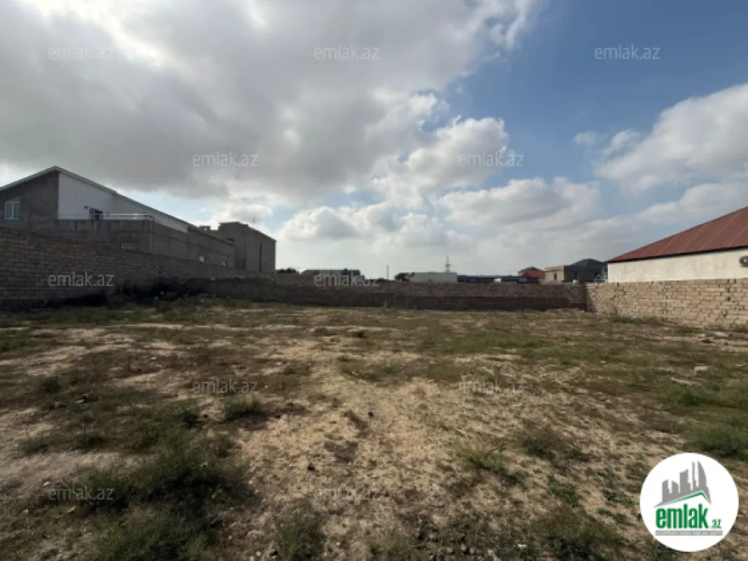 Satılır torpaq sahəsi 8 m²