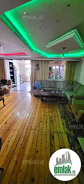 Satılır 4 otaqlı köhnə tikili 160 m²