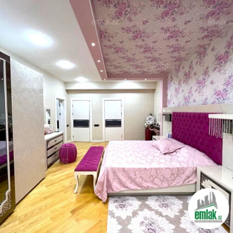 Satılır 5 otaqlı yeni tikili 230 m²