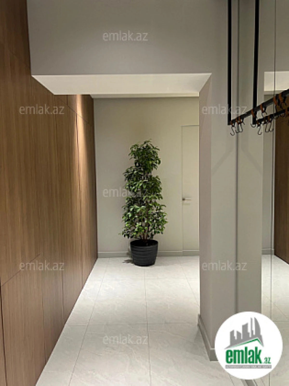 Satılır 3 otaqlı yeni tikili 150 m²