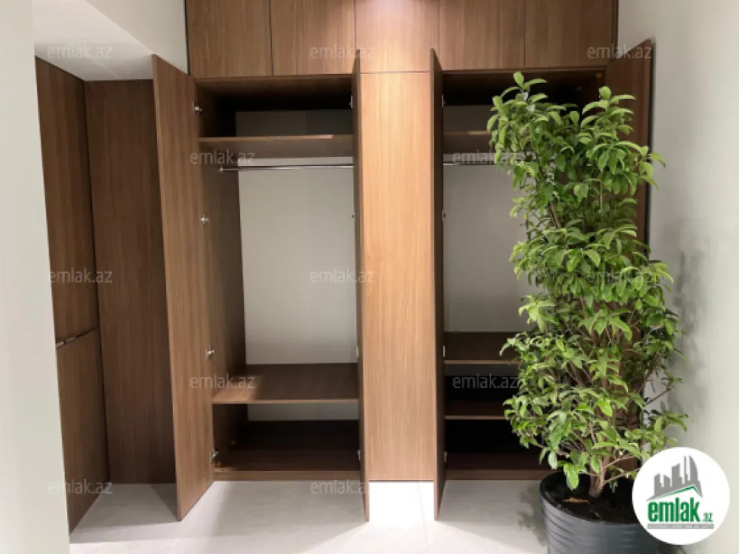 Satılır 3 otaqlı yeni tikili 150 m²