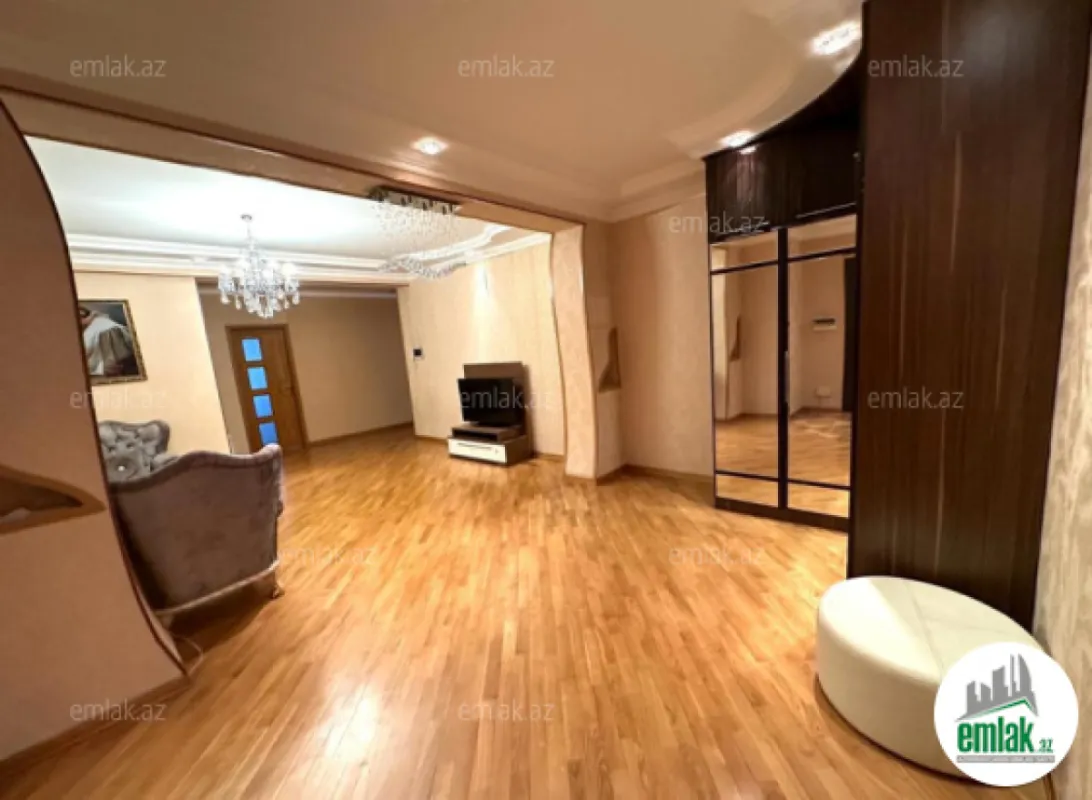 Satılır 4 otaqlı yeni tikili 165 m²