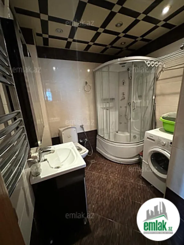 Satılır 4 otaqlı yeni tikili 165 m²