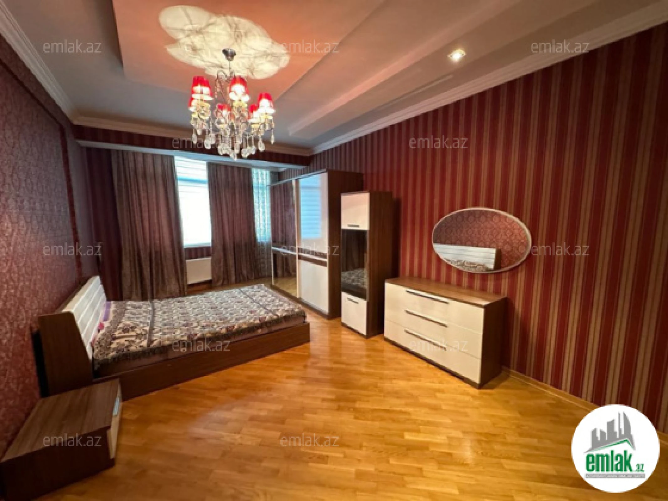 Satılır 4 otaqlı yeni tikili 165 m²