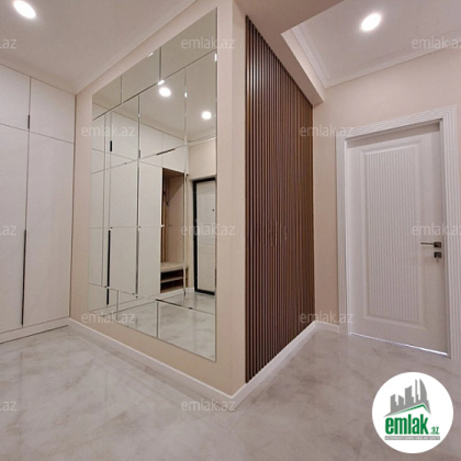 Satılır 3 otaqlı yeni tikili 92 m²