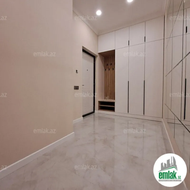 Satılır 3 otaqlı yeni tikili 92 m²
