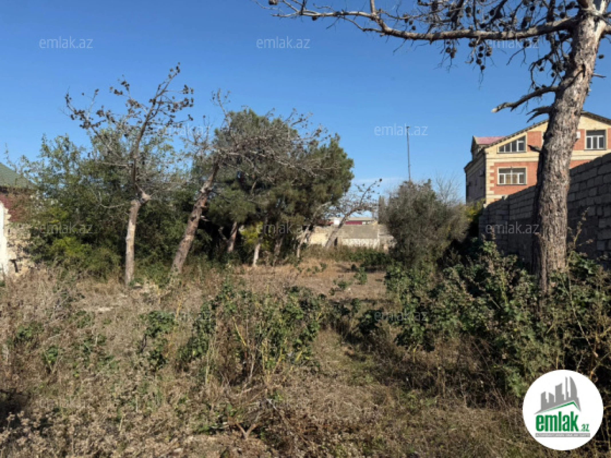 Satılır torpaq sahəsi 12 m²