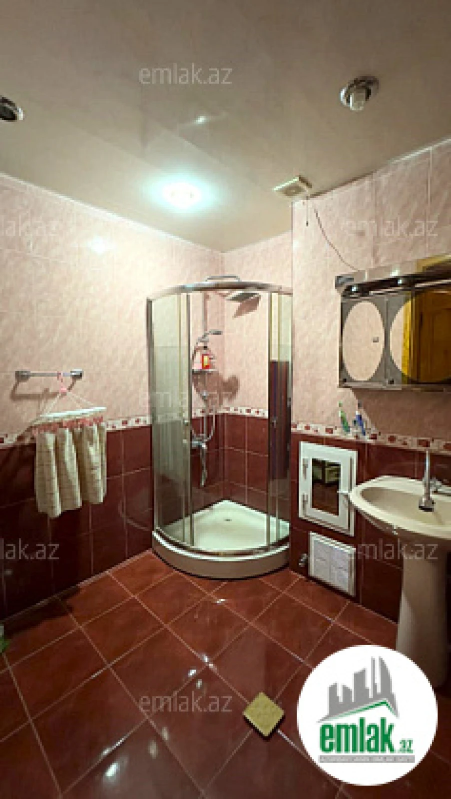 Satılır 4 otaqlı yeni tikili 150 m²