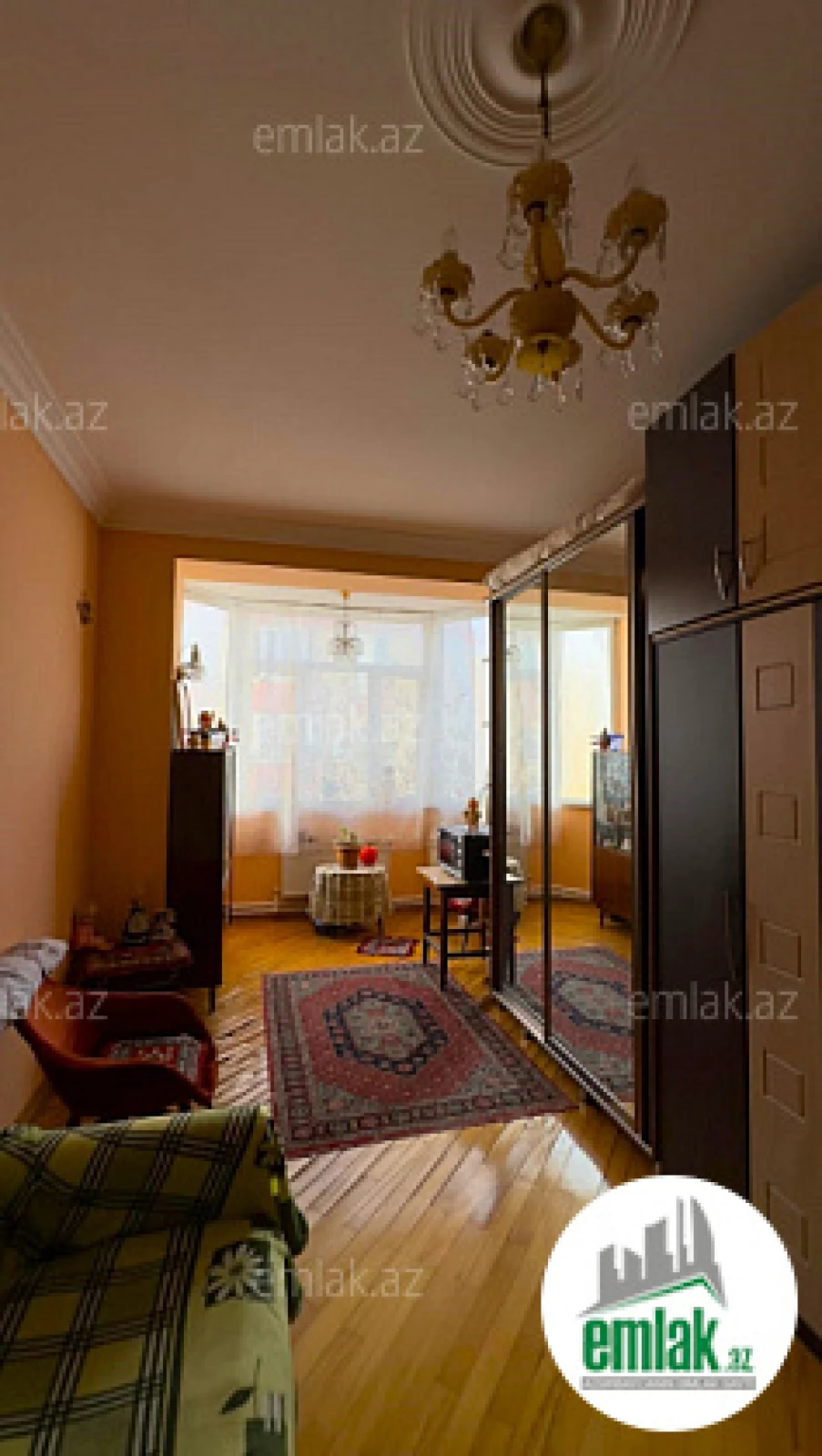 Satılır 4 otaqlı yeni tikili 150 m²